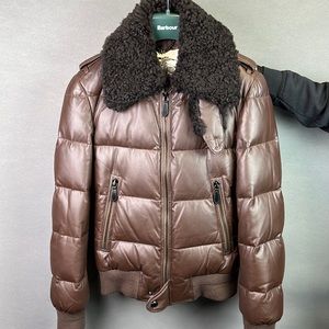 Burberry 100% lambskin and wool, goose down jacket